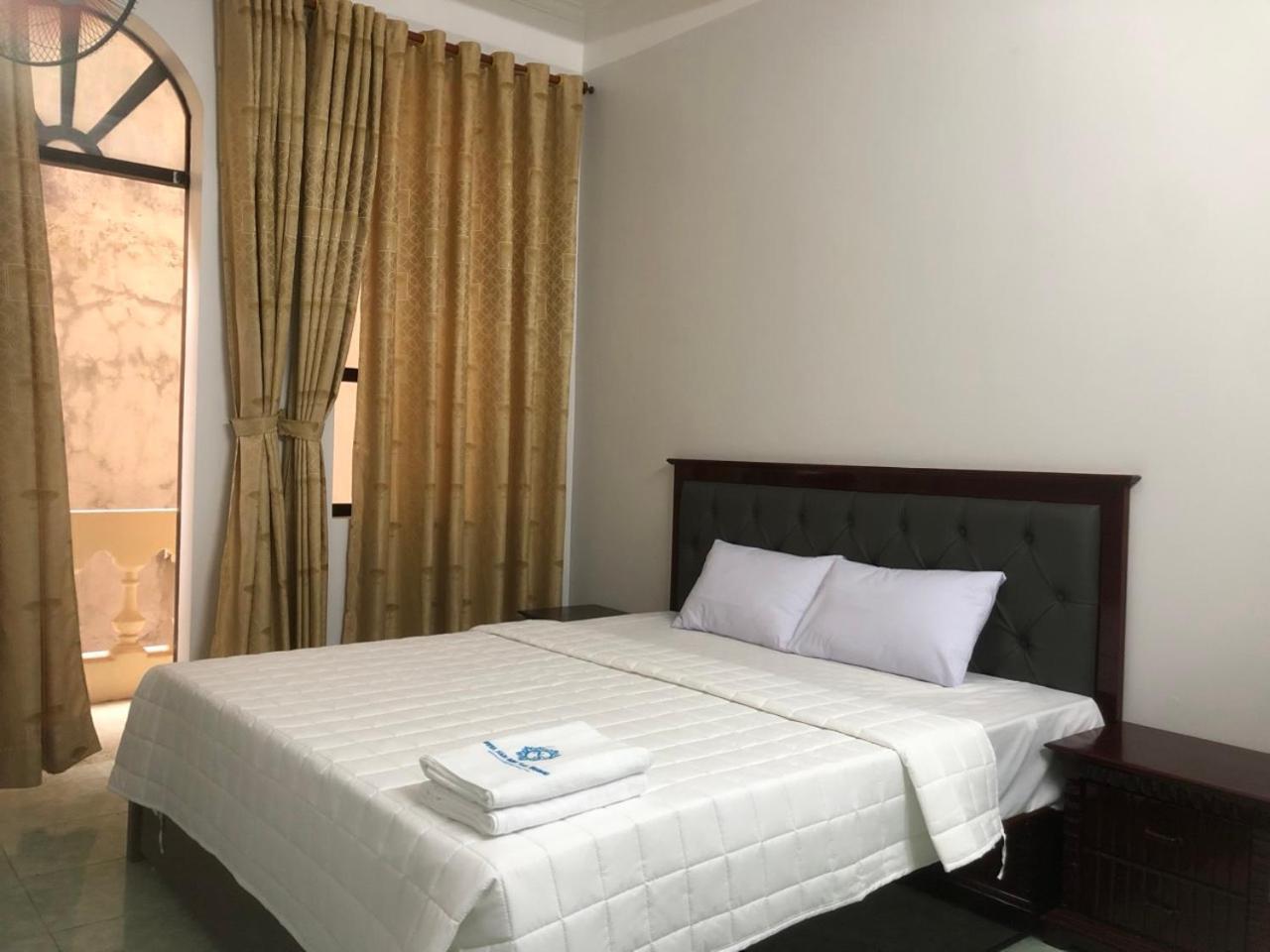 Hotel Nam Son Tan Duong Hai Phong Exteriör bild
